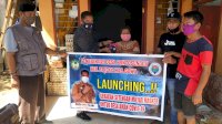 Kades Bontosunggu Bagi Ribuan Masker ke Warga