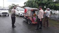 Polsek Marbo Gelar Operasi Yustisi Protokol Kesehatan di Pantai Topejawa