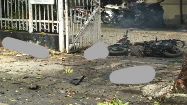 Lokasi ledakan bom di depan Gereja Katedral Makassar 
