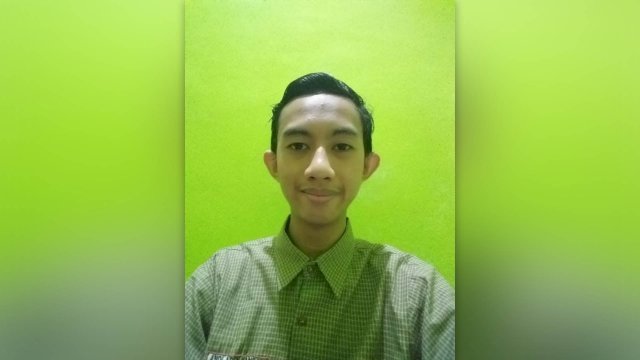 Andi Aden Hamdani, Siswa SMA Islam Athirah 1 Makassar