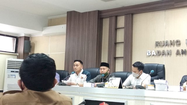 Rapat persiapan PPDB, di Ruang Banggar DPRD Makassar, Selasa (15/6/2021).