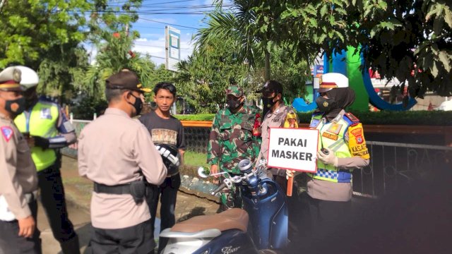 Siap-siap, Tak Pakai Masker Lewat Maros Bakal Disuruh Mutar Balik