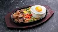 Waroeng Steak &#038; Shake Jadi Restoran Favorit Warga Kota Daeng