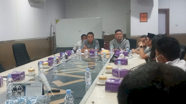 DPRD Makassar Komisi C Gelar Dengar Pendapat.
