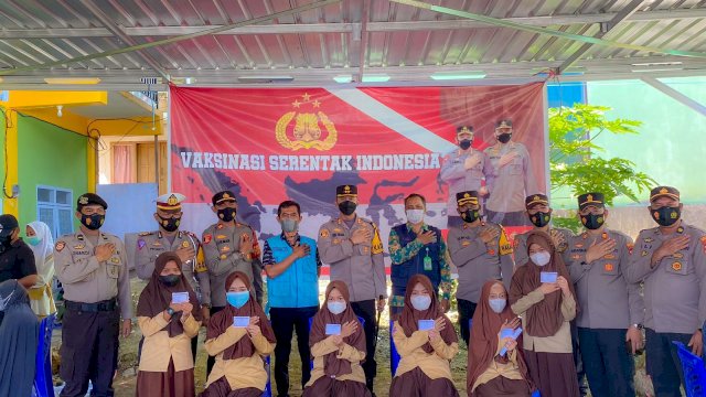 Warga Antusias Ikuti Gebyar Vaksinasi Presisi Serentak Polres Enrekang
