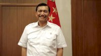 Diduga Terlibat Bisnis PCR, Eks Direktur YLBHI Desak BPK dan KPK Periksa Menteri Luhut dan Erick Tohir