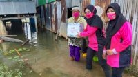 100 paket Sembako Diserahkan Ketua Cabang Bhayangkari Pangkep