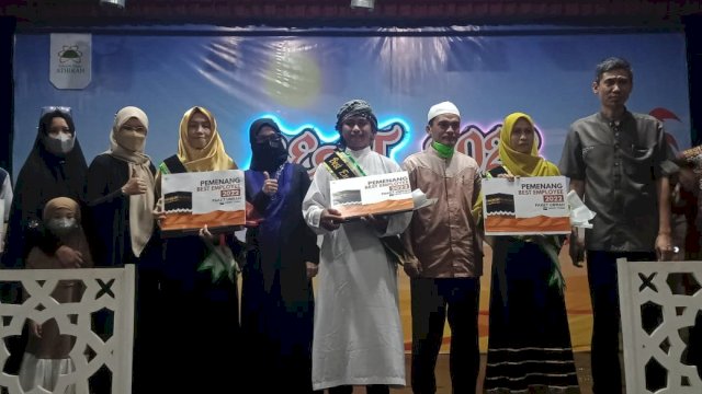 3 Guru Sekolah Islam Athirah Berhasil Raih Paket Umrah di BEAT 2022