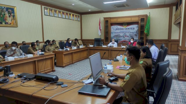 Rapat Koordinasi di Lantai III Kantor Pemkab Kutai Barat Provinsi Kalimantan Timur (Kaltim), Selasa (10/5/2022).