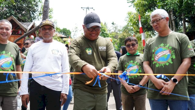 PT Bumi Karsa bersama Yayasan Hadji Kalla Lakukan Aksi Hijau Tanam 70.000 Pohon