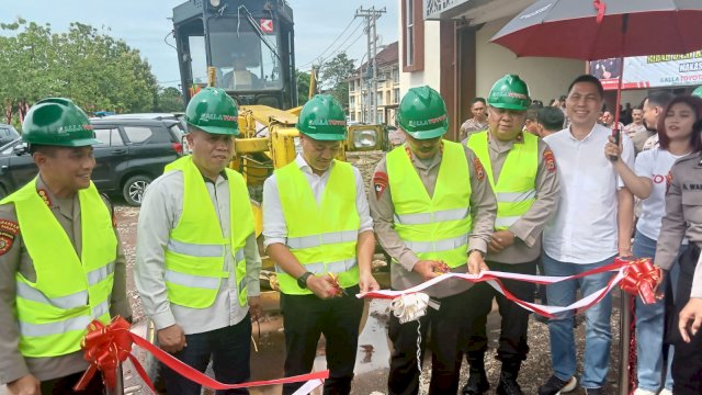 KALLA dan Kapolda Sulsel Resmikan Program CSR Pengaspalan Mako Ditsamapta dan Mako Polda Sulsel