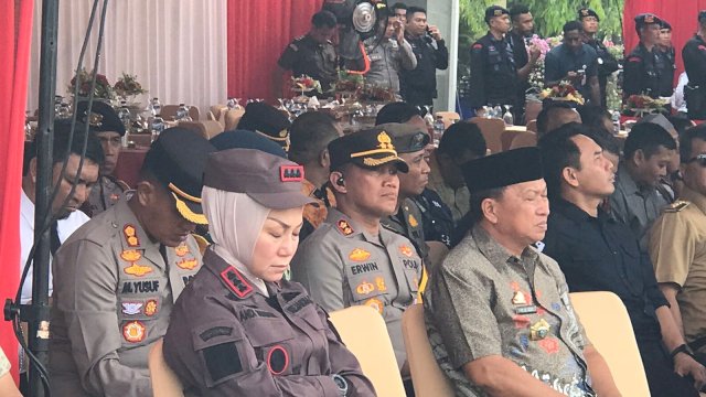 Kapolres Sidrap bersama Ketua Bhayangkari Hadiri Acara Peringatan HUT Brimob ke-78 di Polda Sulsel