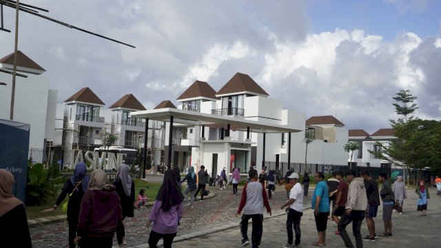 Bukit Baruga terus berupaya memberikan pelayanan yang optimal untuk warganya. Berbagai kolaborasi terus dilakukan untuk menciptakan suasana yang harmonis serta dapat bersinergi dengan yang lainnya.