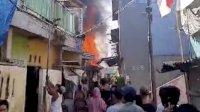 BREAKING NEWS : Kebakaran di Jalan Regge 4 Makassar