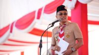 Upacara Hari Besar Pramuka, Pj Gubernur Sulsel Serahkan Penghargaan untuk Tokoh Berjasa