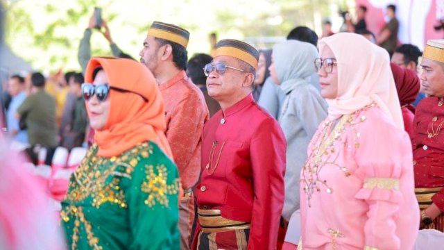 Direksi Perumda Parkir Makassar Hadiri HUT Makassar ke-417 Tahun