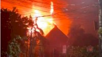 BREAKING NEWS : Kantor Dinas Pendidikan Makassar Terbakar
