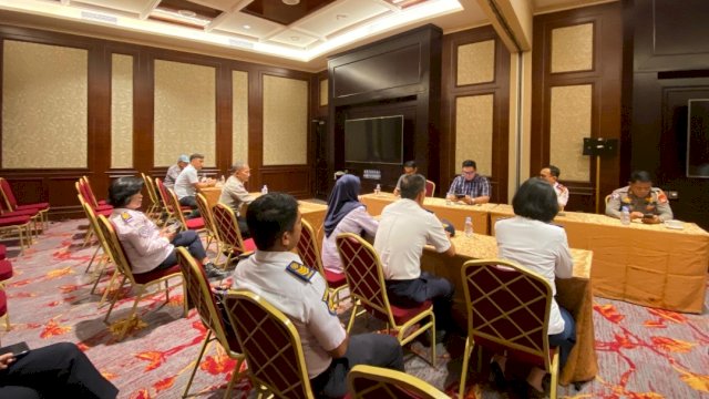 Perumda Parkir Makassar Raya Hadiri Rapat Koordinasi Penataan Parkir dan Kendaraan Ojol di Sekitar Mall MP