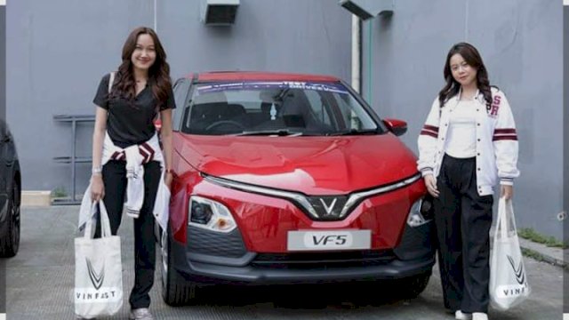 Salah satu terobosan menarik dalam dunia kendaraan listrik (EV) adalah hadirnya skema berlangganan baterai, yang kini juga diadopsi oleh VinFast Indonesia.(Foto:VinFast)