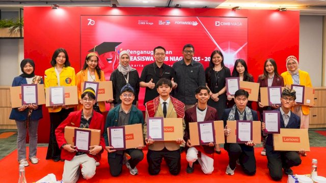 PT Bank CIMB Niaga Tbk (CIMB Niaga) konsisten mendukung kemajuan pendidikan nasional, salah satunya melalui program beasiswa bagi mahasiswa yang dijalankan sejak 2006.(Foto:CIMB)