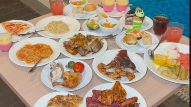 Vasaka Hotel menawarkan BBQ Dinner Buffet All You Can Eat dengan harga spesial hanya Rp 87.000++ per orang.(Foto:vasaka)