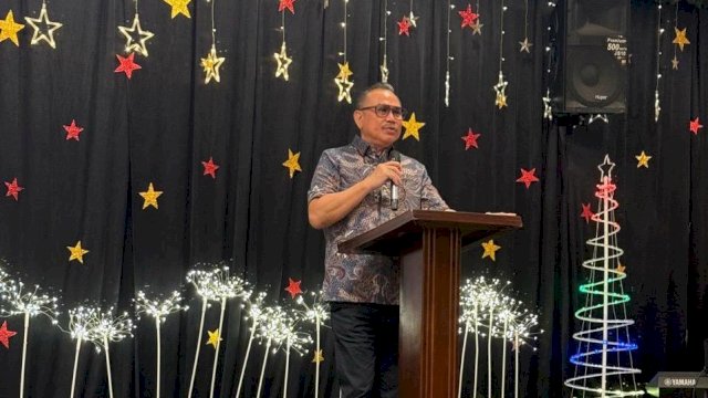 Anggota Komisi III DPR RI Fraksi Partai Demokrat Irjen Pol (Purn) Drs Frederik Kalalembang