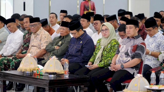 Bupati Gowa, Sitti Husniah Talenrang terpilih sebagai Ketua Dewan Masjid Indonesia (DMI) Kabupaten Gowa masa khidmat 2026-2031 pada Musyawarah Daerah (Musda) III DMI Kabupaten Gowa yang berlangsung di Baruga Tinggimae, Rumah Jabatan Bupati Gowa, Sabtu (31/1).(Foto:pemkabgowa)